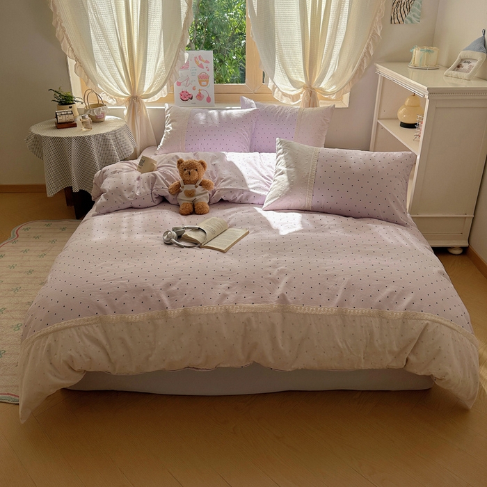 91家纺网 家纺一手货源 找家纺 桃心家居 2025新款云感水洗棉蕾丝花边四件套 水洗棉花边-蕾丝紫点奶昔