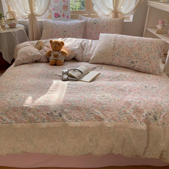 91家纺网 家纺一手货源 找家纺 桃心家居 2025新款云感水洗棉蕾丝花边四件套 水洗棉花边-蕾丝紫幽花兔