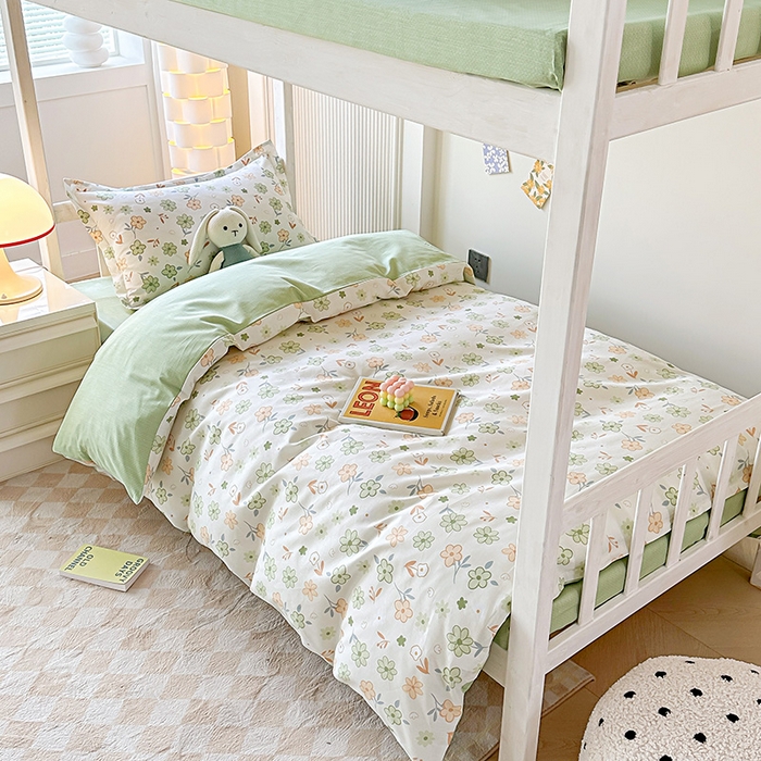 91家纺网 家纺一手货源 找家纺 鑫宇 2025全棉13372床单款印花学生三件套 花香暗里