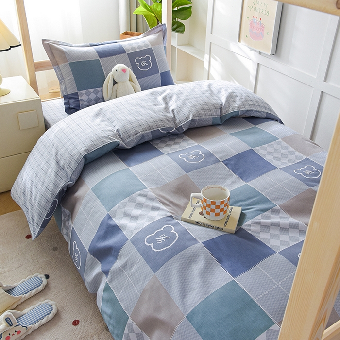 91家纺网 家纺一手货源 找家纺 鑫宇 2025全棉13372床单款印花学生三件套 邦尼熊-灰