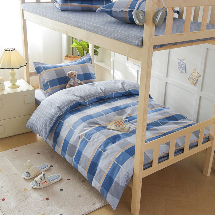 91家纺网 家纺一手货源 找家纺 鑫宇 2025全棉13372床单款印花学生三件套 夏曲-蓝