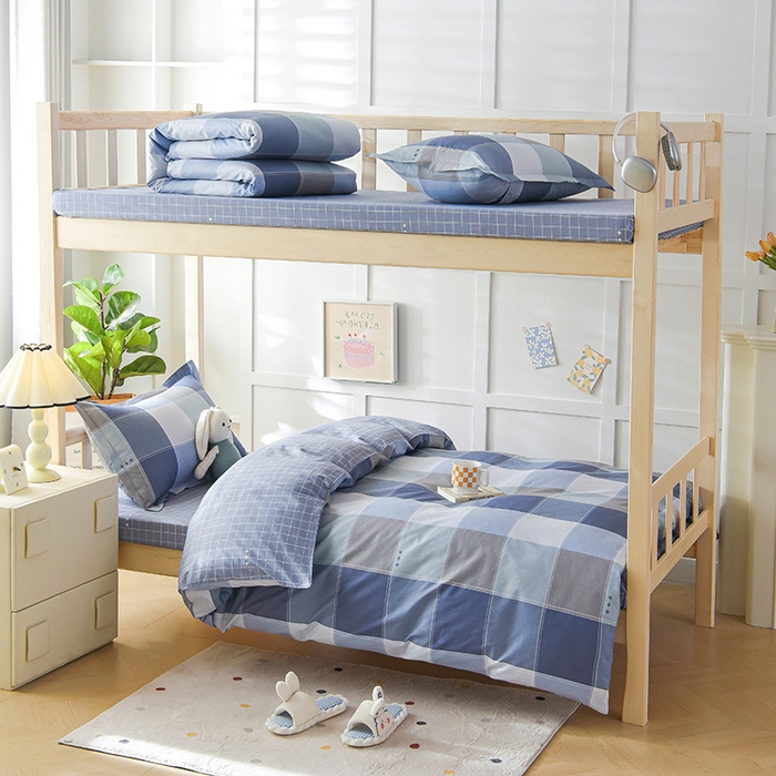 91家纺网 家纺一手货源 找家纺 鑫宇 2025全棉13372床单款印花学生三件套 向往生活-灰