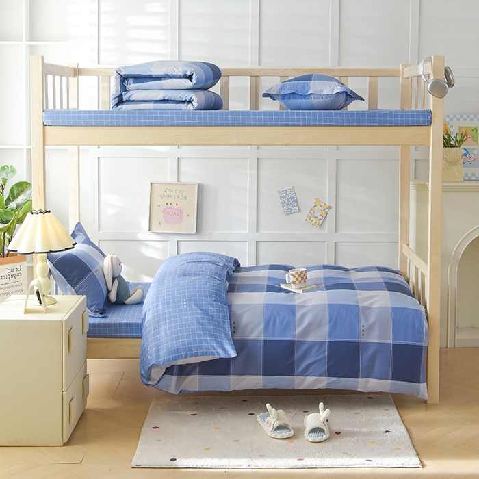 91家纺网 家纺一手货源 找家纺 鑫宇 2025全棉13372床单款印花学生三件套 向往生活-蓝