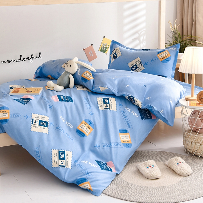 91家纺网 家纺一手货源 找家纺 鑫宇 2025全棉13372床单款印花学生三件套 飞行日记-蓝