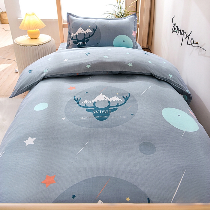 91家纺网 家纺一手货源 找家纺 鑫宇 2025全棉13372床单款印花学生三件套 金鹿角-灰