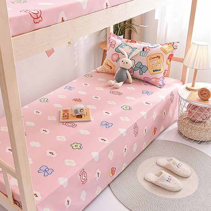 91家纺网 家纺一手货源 找家纺 鑫宇 2025全棉13372床单款印花学生三件套 快乐园-粉