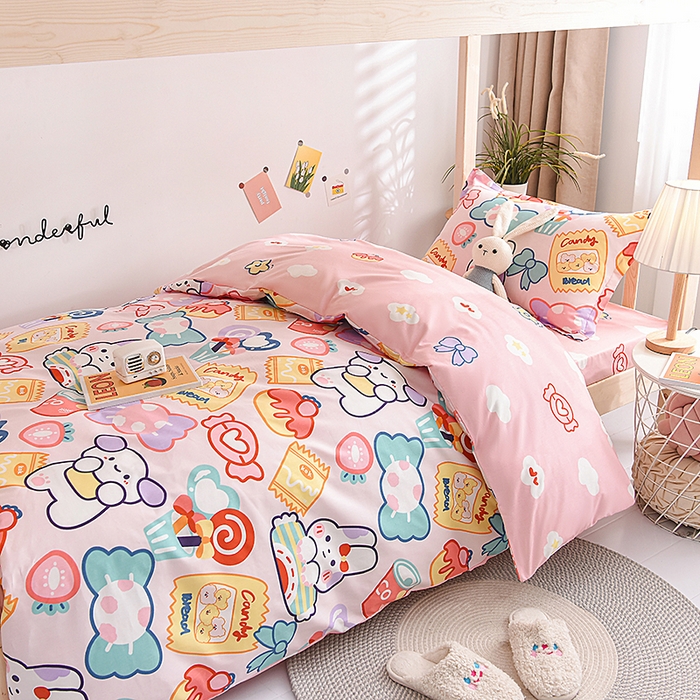 91家纺网 家纺一手货源 找家纺 鑫宇 2025全棉13372床单款印花学生三件套 快乐园-粉