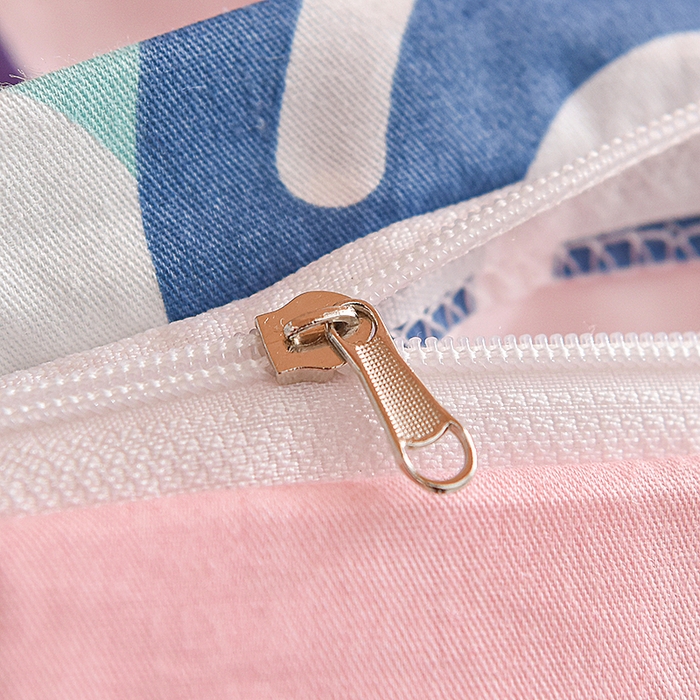 91家纺网 家纺一手货源 找家纺 鑫宇 2025全棉13372床单款印花学生三件套 快乐园-粉