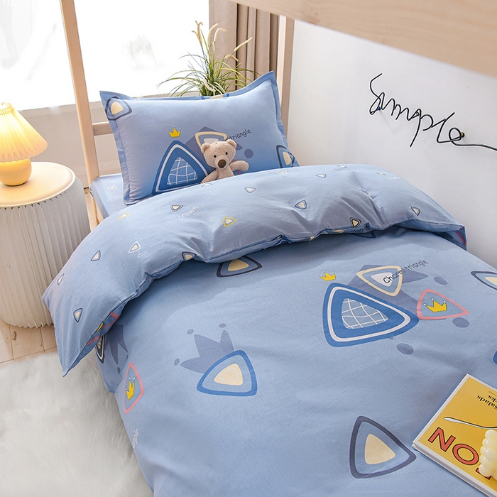 91家纺网 家纺一手货源 找家纺 鑫宇 2025全棉13372床单款印花学生三件套 趣味皇冠-蓝