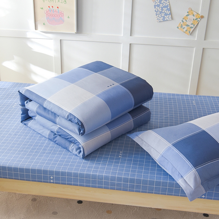 91家纺网 家纺一手货源 找家纺 鑫宇 2025全棉13372床单款印花学生三件套 向往生活-蓝