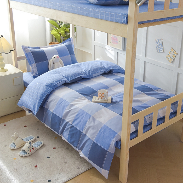 91家纺网 家纺一手货源 找家纺 鑫宇 2025全棉13372床单款印花学生三件套 向往生活-蓝