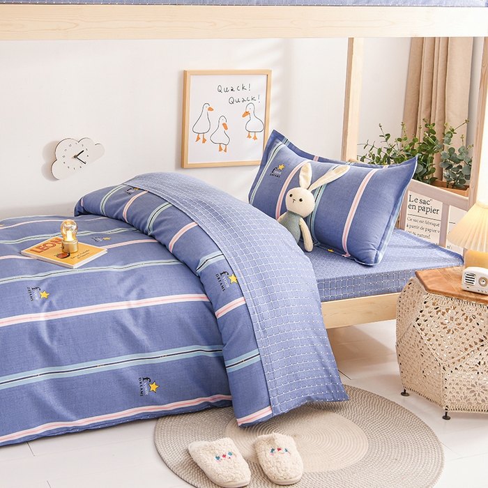 91家纺网 家纺一手货源 找家纺 鑫宇 2025全棉13372床单款印花学生三件套 星梦条纹-灰