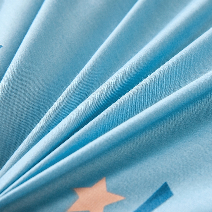 91家纺网 家纺一手货源 找家纺 鑫宇 2025全棉13372床单款印花学生三件套 星途之光-蓝