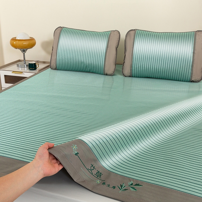 91家纺网 家纺一手货源 找家纺 丹兰 2025新款碳光冰丝席三件套竹席冰藤席艾草席学生席双人床凉席 碳光条纹 绿