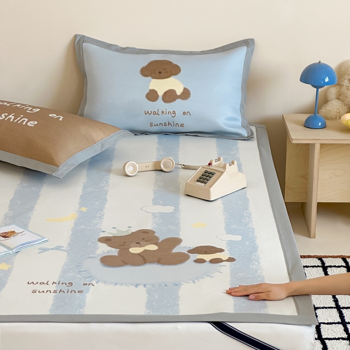 91家纺网 家纺一手货源 找家纺 觅糖家纺2025新款韩系数码卡通印花冰藤席 冰藤席-巧克力熊