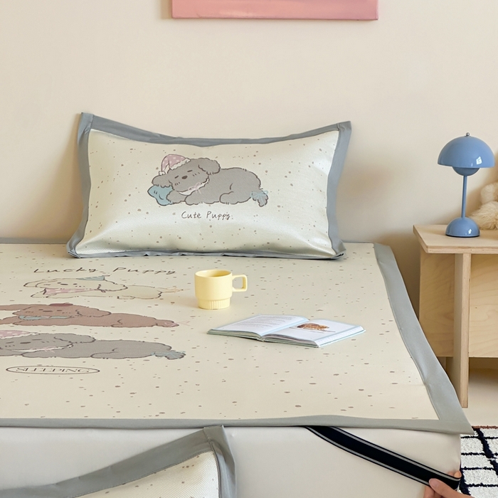 91家纺网 家纺一手货源 找家纺 觅糖家纺2025新款韩系数码卡通印花冰藤席 冰藤席-瞌睡狗