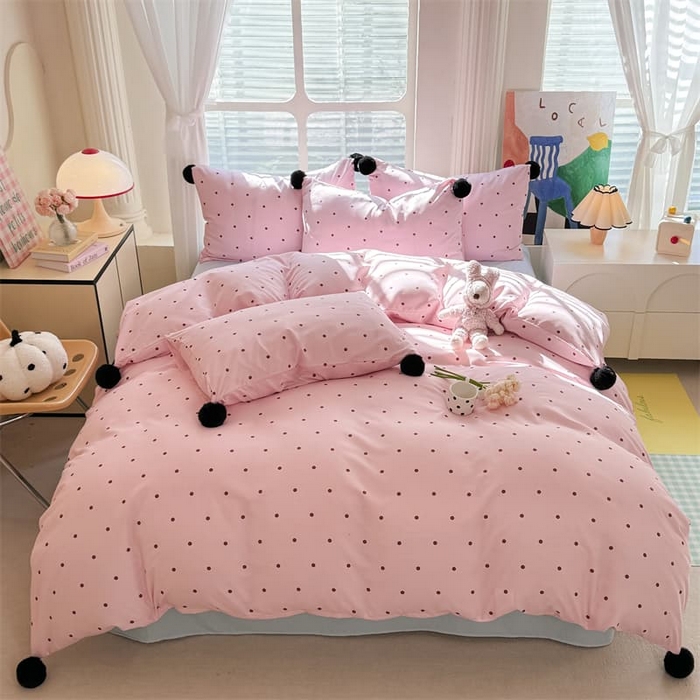 91家纺网 家纺一手货源 找家纺 多品家纺 2025新款超柔水洗棉奶油系毛球款单被套 波点海盐粉