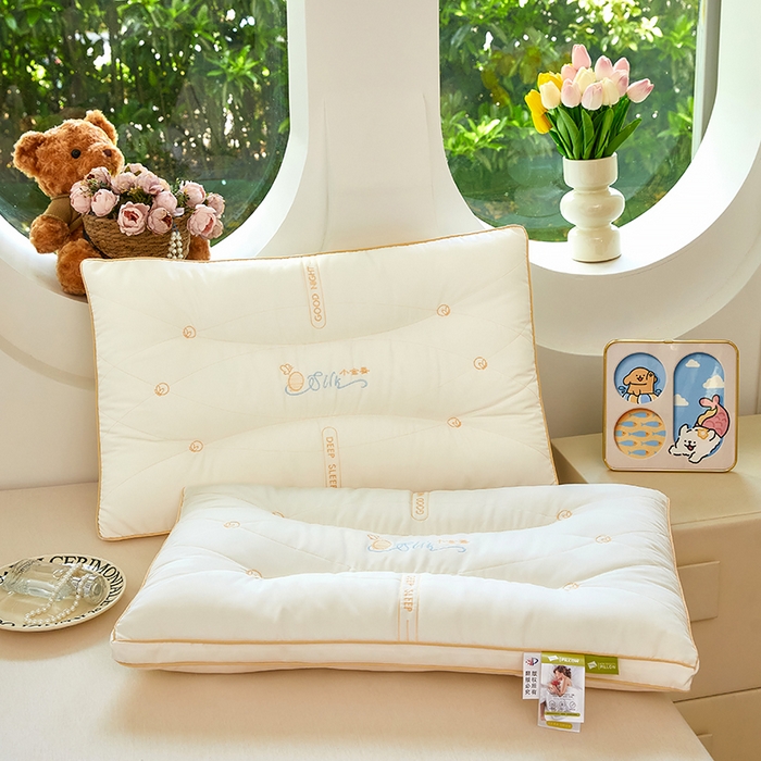 91家纺网 家纺一手货源 找家纺 晚儿 2025新款蚕禧眠呵护枕枕头枕芯 蚕禧眠呵护枕—牛奶白 48x74cm/对