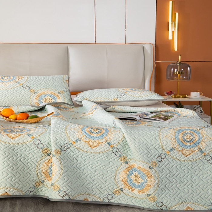 91家纺网 家纺一手货源 找家纺 美丽折家纺 2025夏季新品高端加厚8mm全冰丝生物基乳胶凉席三件套 水洗天然乳胶凉席 富贵华庭绿