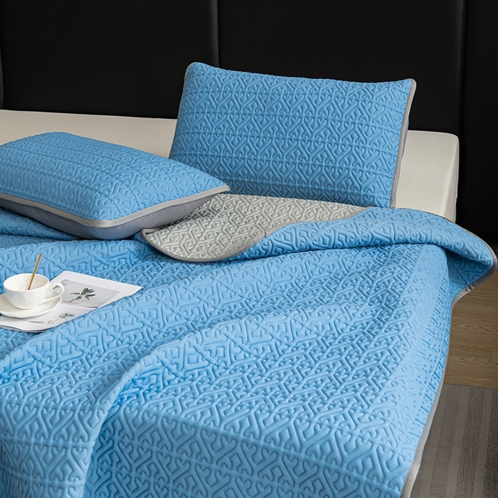 91家纺网 家纺一手货源 找家纺 美丽折家纺 2025夏季新品高端加厚8mm全冰丝生物基乳胶凉席三件套 水洗天然乳胶凉席 孔雀蓝Y