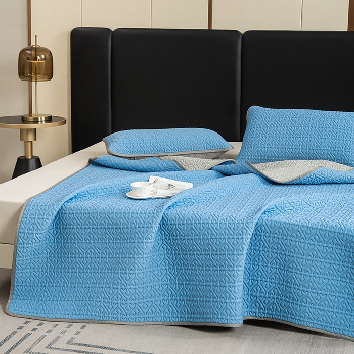 91家纺网 家纺一手货源 找家纺 美丽折家纺 2025夏季新品高端加厚8mm全冰丝生物基乳胶凉席三件套 水洗天然乳胶凉席 孔雀蓝Y