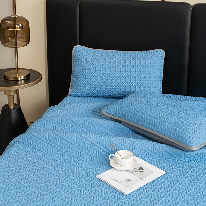 91家纺网 家纺一手货源 找家纺 美丽折家纺 2025夏季新品高端加厚8mm全冰丝生物基乳胶凉席三件套 水洗天然乳胶凉席 孔雀蓝Y