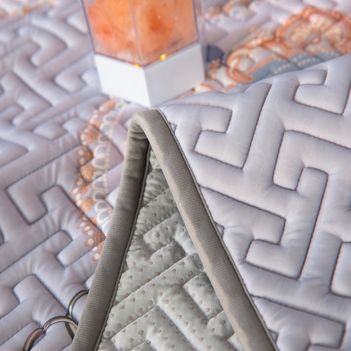 91家纺网 家纺一手货源 找家纺 美丽折家纺 2025夏季新品高端加厚8mm全冰丝生物基乳胶凉席三件套 水洗天然乳胶凉席 富贵华庭紫