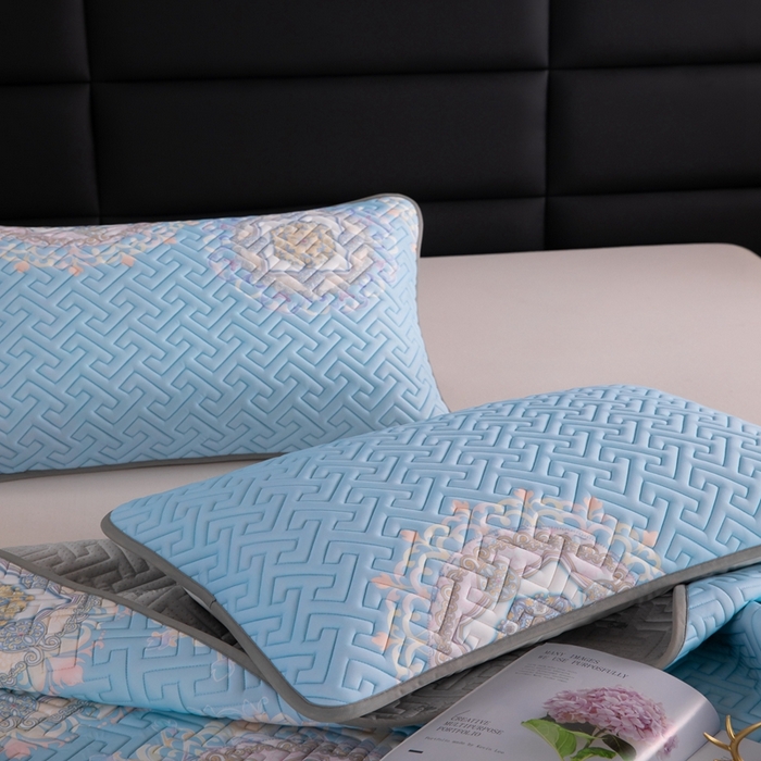 91家纺网 家纺一手货源 找家纺 美丽折家纺 2025夏季新品高端加厚8mm全冰丝生物基乳胶凉席三件套 水洗天然乳胶凉席 德莎丽堡