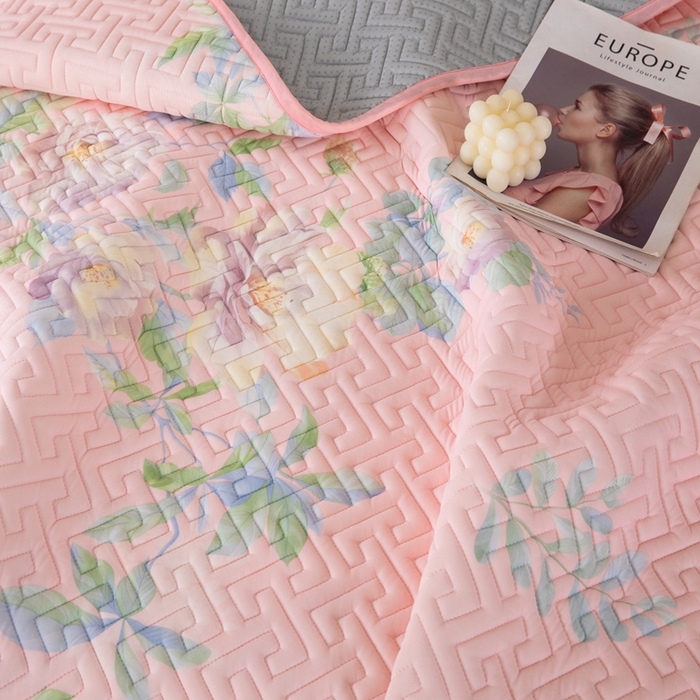 91家纺网 家纺一手货源 找家纺 美丽折家纺 2025夏季新品高端加厚8mm全冰丝生物基乳胶凉席三件套 水洗天然乳胶凉席 爱尔兰风采