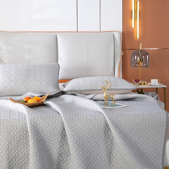 91家纺网 家纺一手货源 找家纺 美丽折家纺 2025夏季新品高端加厚8mm全冰丝生物基乳胶凉席三件套 水洗天然乳胶凉席 经典灰T