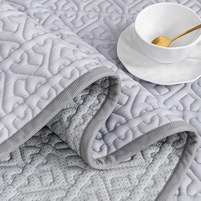 91家纺网 家纺一手货源 找家纺 美丽折家纺 2025夏季新品高端加厚8mm全冰丝生物基乳胶凉席三件套 水洗天然乳胶凉席 经典灰Y