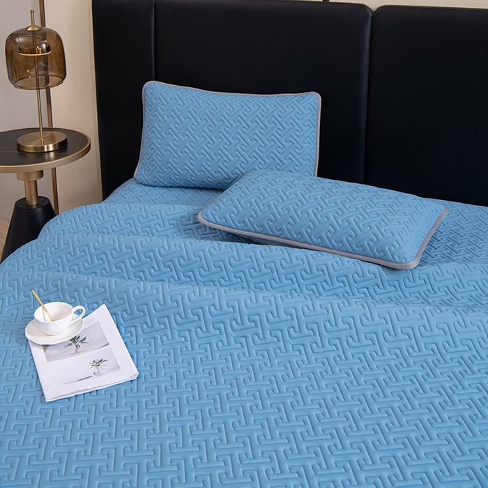 91家纺网 家纺一手货源 找家纺 美丽折家纺 2025夏季新品高端加厚8mm全冰丝生物基乳胶凉席三件套 水洗天然乳胶凉席 孔雀蓝T