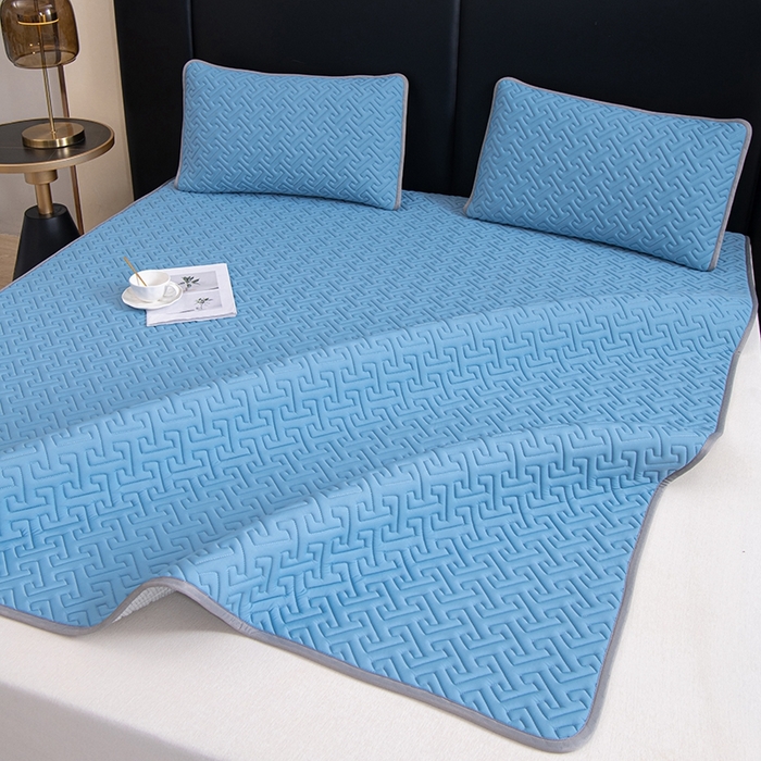 91家纺网 家纺一手货源 找家纺 美丽折家纺 2025夏季新品高端加厚8mm全冰丝生物基乳胶凉席三件套 水洗天然乳胶凉席 孔雀蓝T