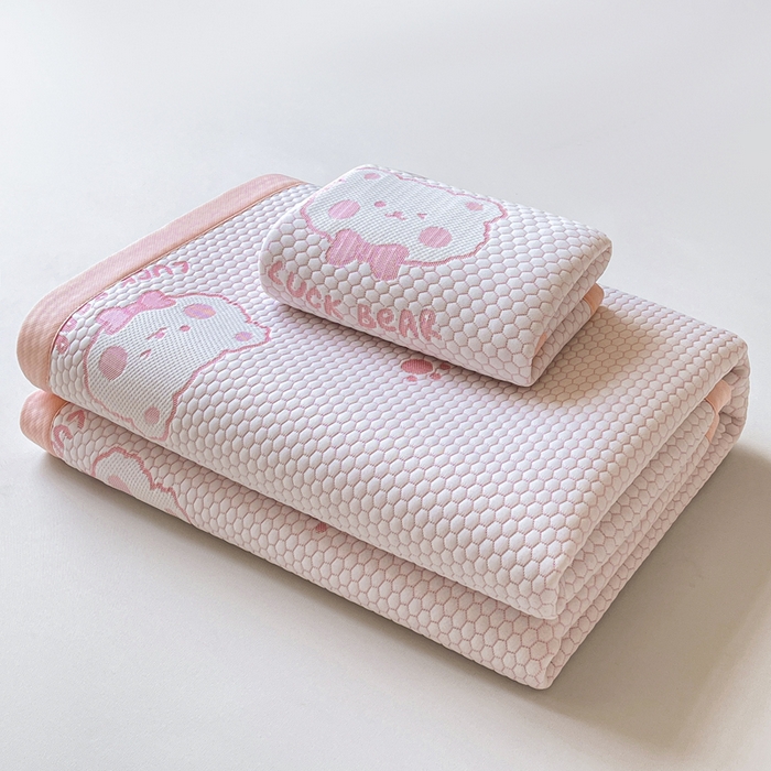 91家纺网 家纺一手货源 找家纺 梵朴 2025新款直播A类冰豆豆凉席席子三件套凉豆豆软凉席可机洗空调席子 LUCK熊-粉