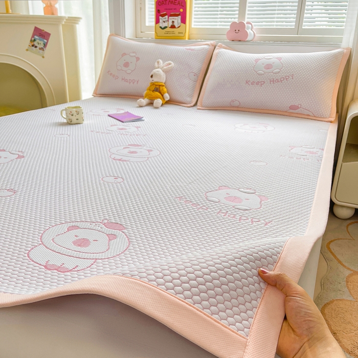 91家纺网 家纺一手货源 找家纺 梵朴 2025新款直播A类冰豆豆凉席席子三件套凉豆豆软凉席可机洗空调席子 卡皮巴拉-粉