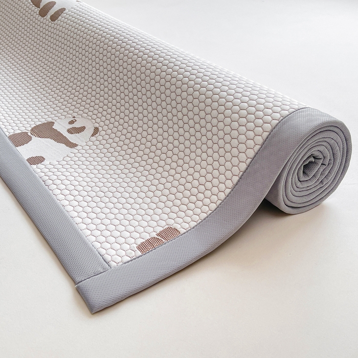 91家纺网 家纺一手货源 找家纺 梵朴 2025新款直播A类冰豆豆凉席席子三件套凉豆豆软凉席可机洗空调席子 小熊猫-咖