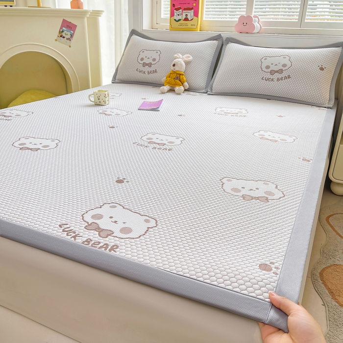 91家纺网 家纺一手货源 找家纺 梵朴 2025新款直播A类冰豆豆凉席席子三件套凉豆豆软凉席可机洗空调席子 LUCK熊-咖