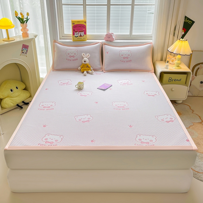 91家纺网 家纺一手货源 找家纺 梵朴 2025新款直播A类冰豆豆凉席席子三件套凉豆豆软凉席可机洗空调席子 LUCK熊-粉