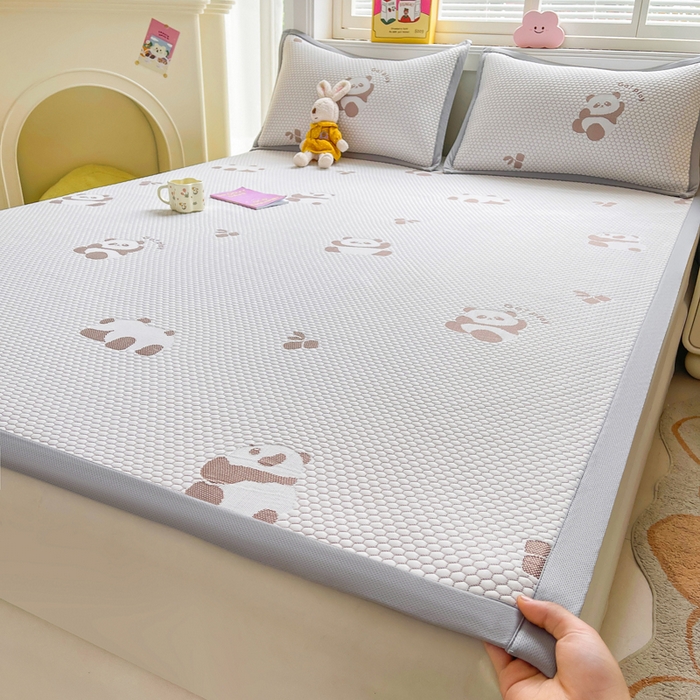 91家纺网 家纺一手货源 找家纺 梵朴 2025新款直播A类冰豆豆凉席席子三件套凉豆豆软凉席可机洗空调席子 小熊猫-咖