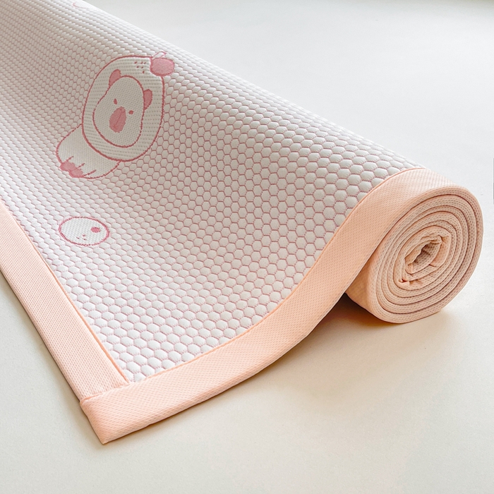 91家纺网 家纺一手货源 找家纺 梵朴 2025新款直播A类冰豆豆凉席席子三件套凉豆豆软凉席可机洗空调席子 卡皮巴拉-粉