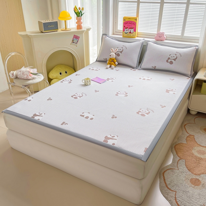 91家纺网 家纺一手货源 找家纺 梵朴 2025新款直播A类冰豆豆凉席席子三件套凉豆豆软凉席可机洗空调席子 小熊猫-咖