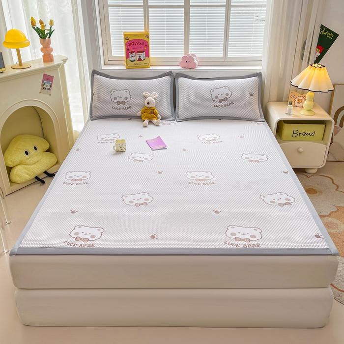 91家纺网 家纺一手货源 找家纺 梵朴 2025新款直播A类冰豆豆凉席席子三件套凉豆豆软凉席可机洗空调席子 LUCK熊-咖