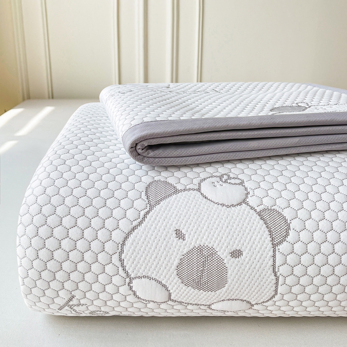 91家纺网 家纺一手货源 找家纺 梵朴 2025新款直播A类冰豆豆凉席席子三件套凉豆豆软凉席可机洗空调席子 卡皮巴拉-灰