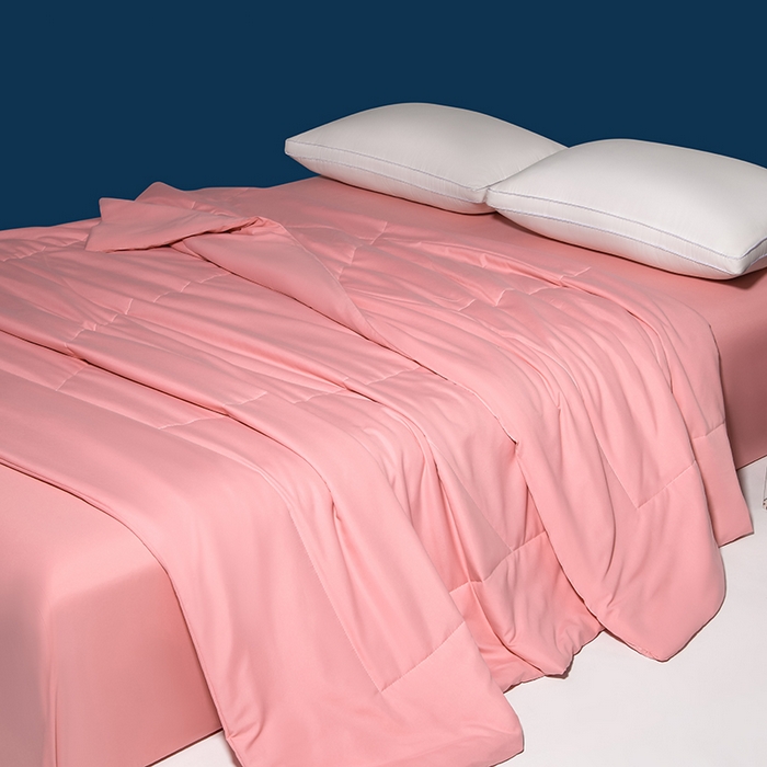 91家纺网 家纺一手货源 找家纺 招财狼家纺 2025新款亚朵同款7A活性印染抗菌夏凉被空调被夏被 凉感粉