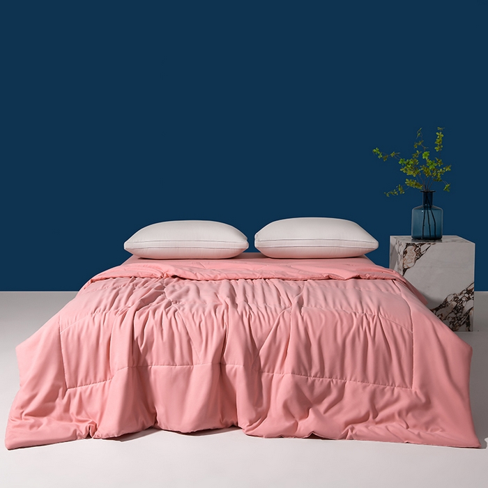 91家纺网 家纺一手货源 找家纺 招财狼家纺 2025新款亚朵同款7A活性印染抗菌夏凉被空调被夏被 凉感粉