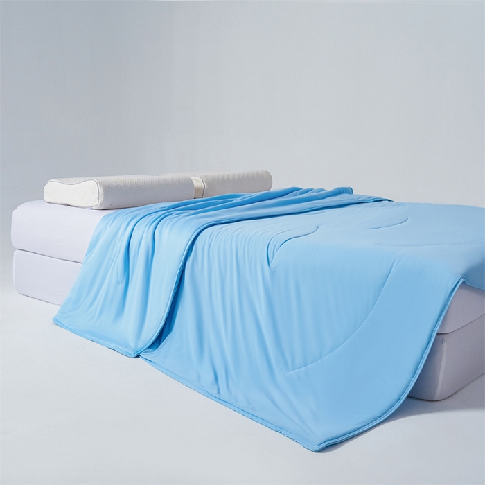 91家纺网 家纺一手货源 找家纺 满圆红家纺 2025新款满圆红星球同款双面双感夏凉被 极境冰蓝