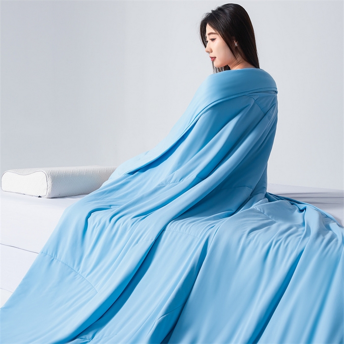 91家纺网 家纺一手货源 找家纺 满圆红家纺 2025新款满圆红星球同款双面双感夏凉被 极境冰蓝