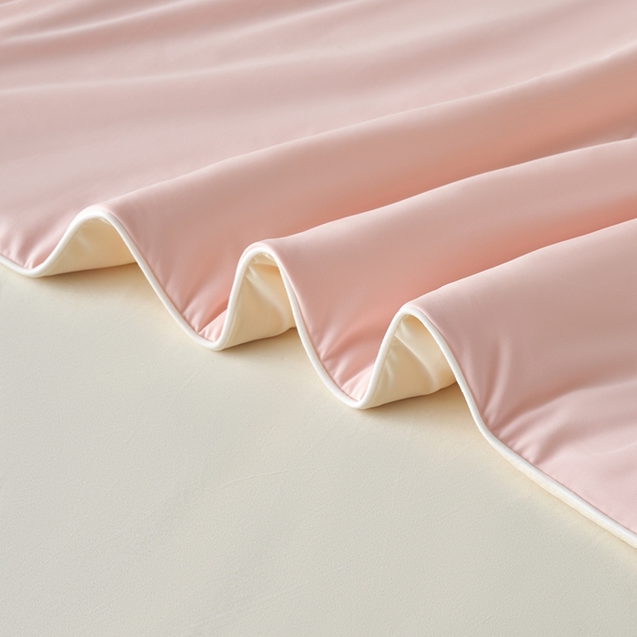 91家纺网 家纺一手货源 找家纺 朴罗 （ 原岚图） 2025新款纯色亲肤舒适锦氨凉感夏被夏凉被空调被 少女粉