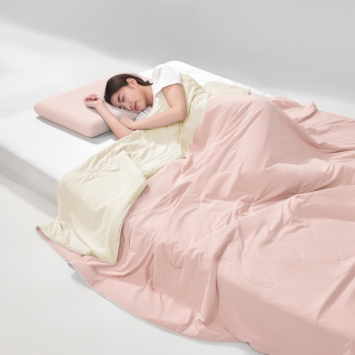 91家纺网 家纺一手货源 找家纺 朴罗 （ 原岚图） 2025新款纯色亲肤舒适锦氨凉感夏被夏凉被空调被 少女粉