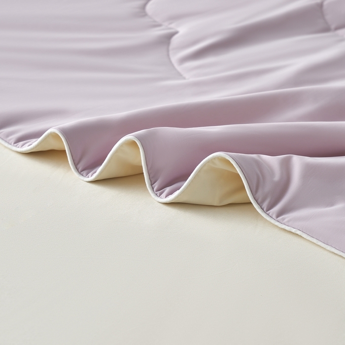 91家纺网 家纺一手货源 找家纺 朴罗 （ 原岚图） 2025新款纯色亲肤舒适锦氨凉感夏被夏凉被空调被 微醺紫